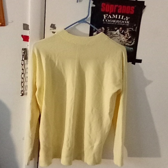 Women's Cyrus collection size small very new color banana yellow popular brand - Picture 7 of 13